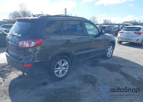2012 Hyundai Santa Fe Se z USA, uszkodzony, nr VIN 5XYZHDAG0CG144178
